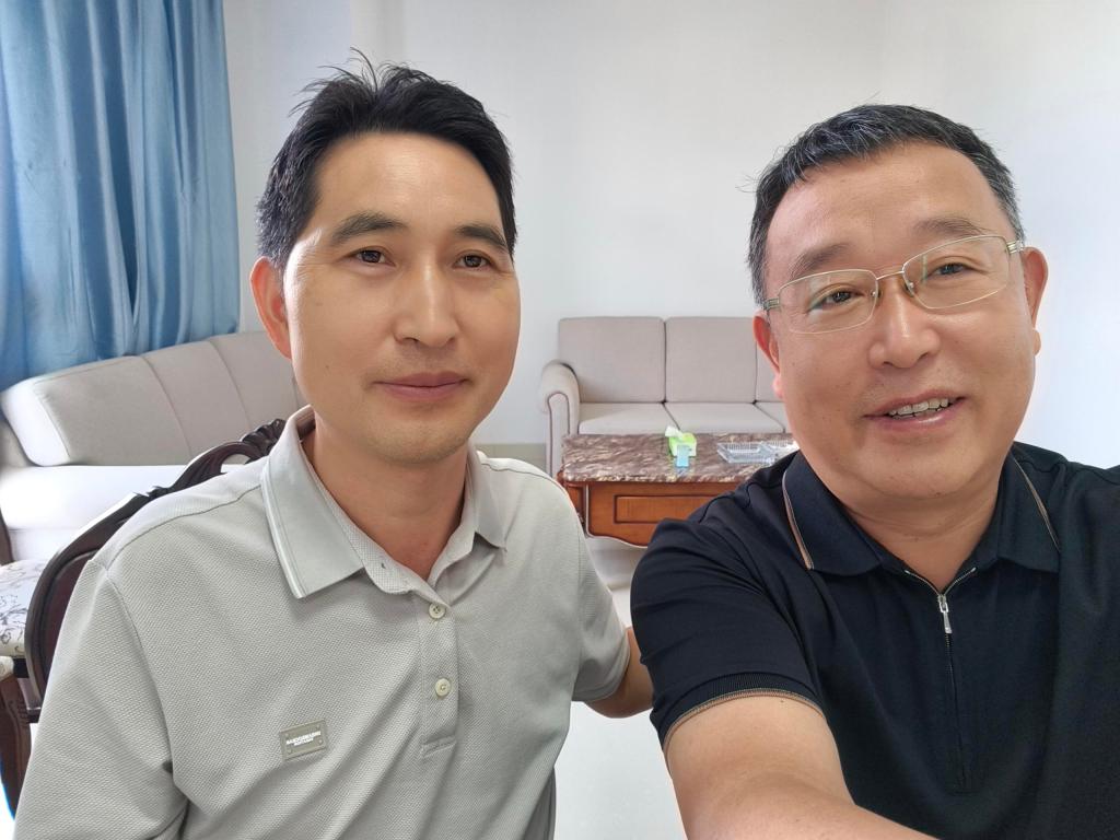金融学院走访看望平仓校友