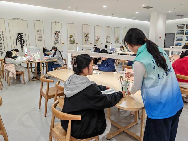 07573fd837099cfe91c4875f3ab19f2d_origin(1)